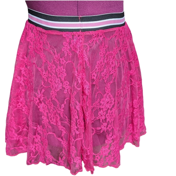 Bubblegum Pink Lace Skater Skirt Plus Size - Picture 3 of 4